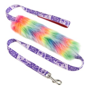 Leash with faux fur